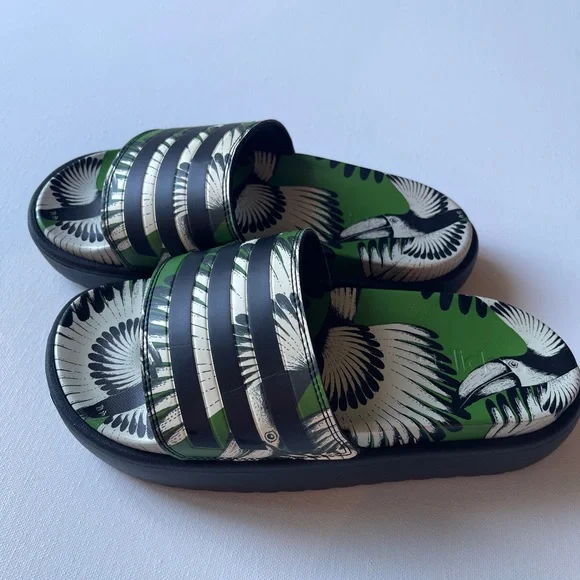 39 Farm Rio x Adidas Platform Slides - Picture 3 of 10